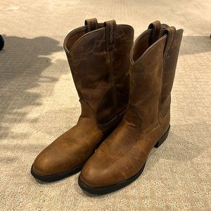 Ariat Heritage Roper Western Boot with ATS tech